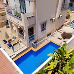 Villa Palomas